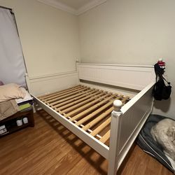 Queen Casey daybed pottery barn