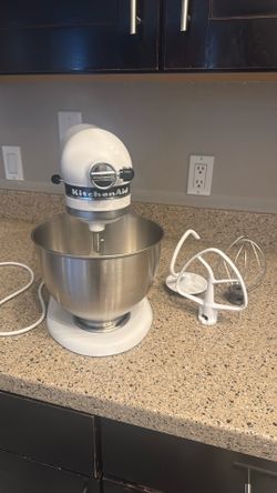 Kitchen aide Mixer White And Black