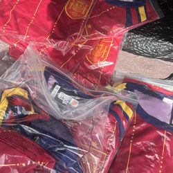 10 Spain jersey’s no name or  numebr “NEW”