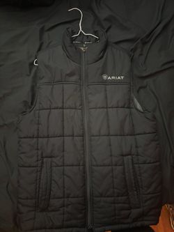Ariat Cut Sleeve Puffer jacket