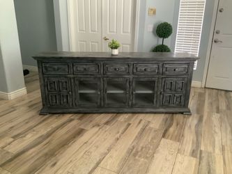 Beautiful 82” tv stand