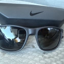 NIKE ENDEAVOR SUNGLASSES 