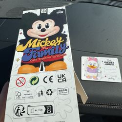 AUTHENTIC POP MART Mickey Family *Daisy*