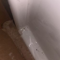 Kohler Tub 60”x 32”x19