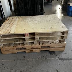 Pallets 42x60 $4 Each 