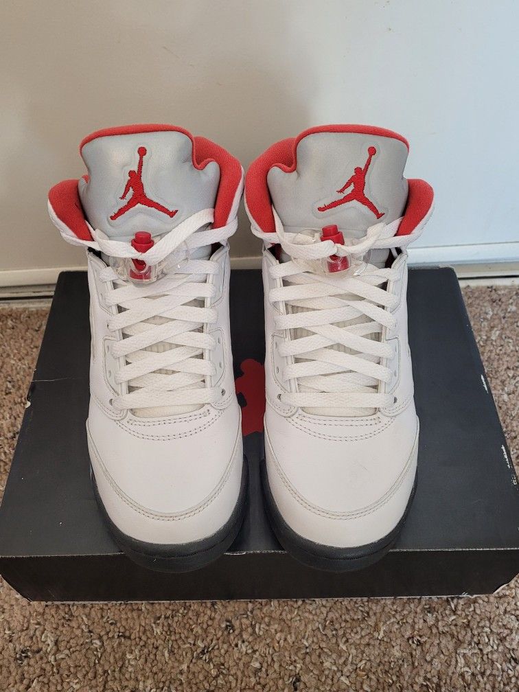 Jordan 5 Fire Red Size 11.5