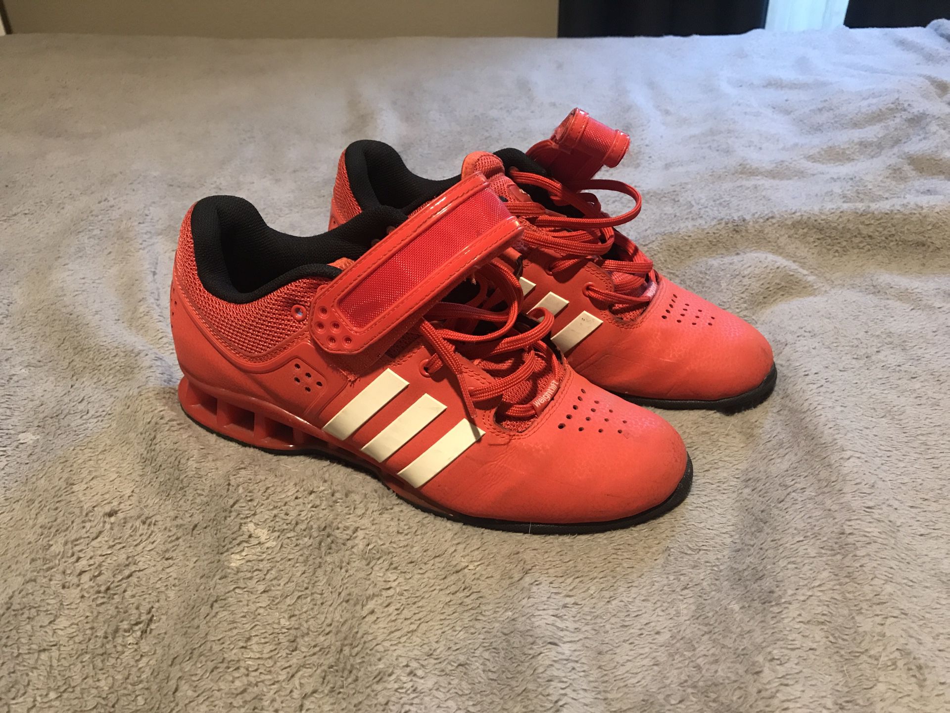 pastel Mago Ardilla Adidas Adipower Weightlifting Shoes - size 8 for Sale in Humble, TX -  OfferUp
