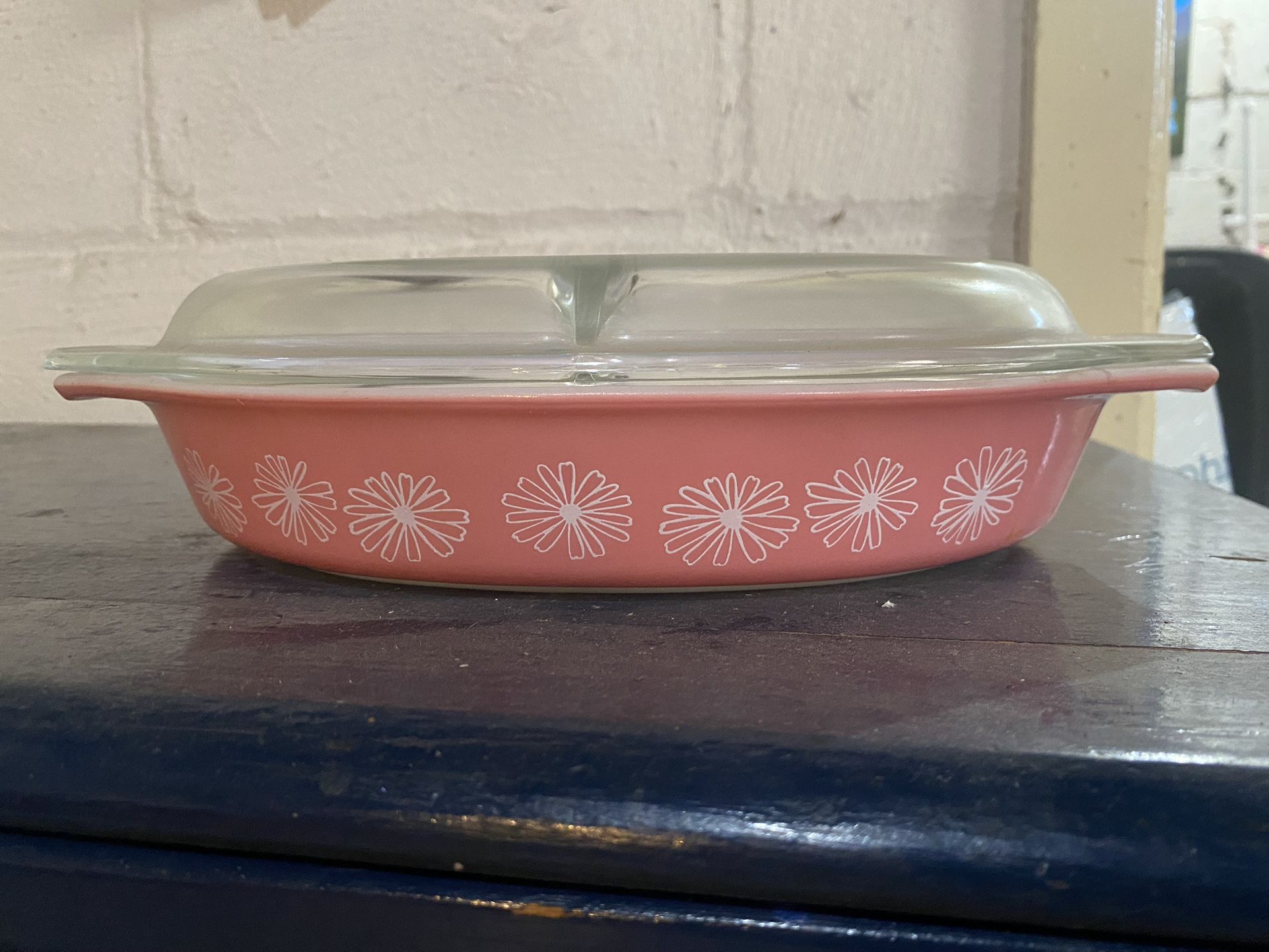 Vintage Pyrex Oval Covered Casserole Dish