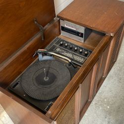 Vintage Record Player $1K
