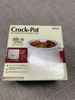 Crock pot 5 qt brand new!