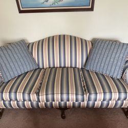 Living Room Set (5 Pieces)