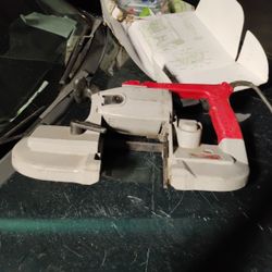 Milwaukee Corded Band Saw