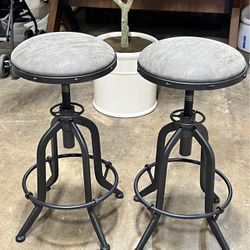 Set of 2 Industrial Bar Stools 19.7”-24.4” Tall