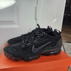 Nike Vapormax Flyknit Mens Size 11.5