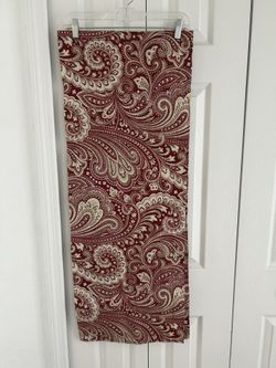 Valance- Paisley 15”x40”