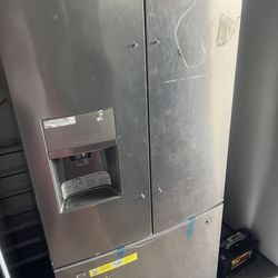 Frigidaire Gallery French Door Refrigerator 