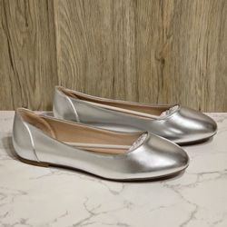 Journee Collection Kavn Womens Round Ballet Flats