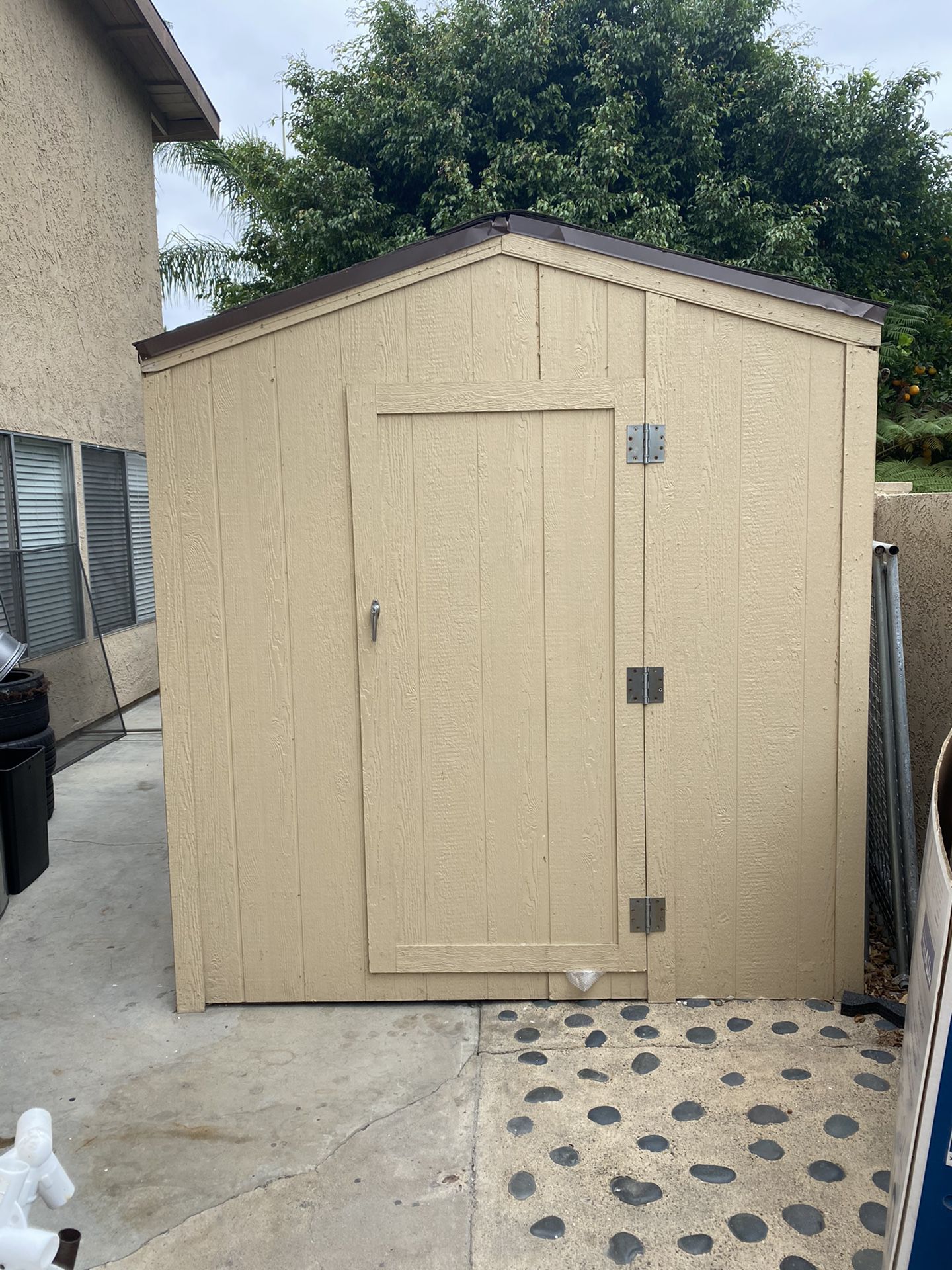 Shed storage container