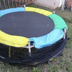 Trampoline 