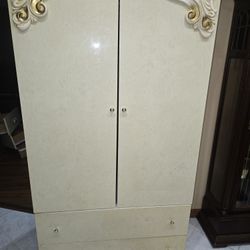 5 Piece Bedroom Set (MADE IN ITALY)