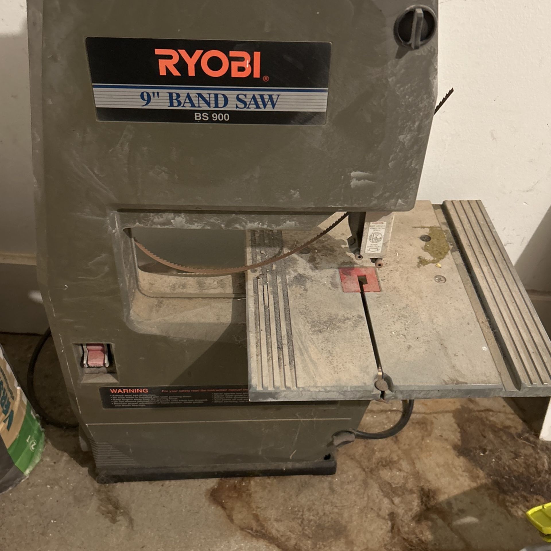 Ryobi 9 inch Band Saw