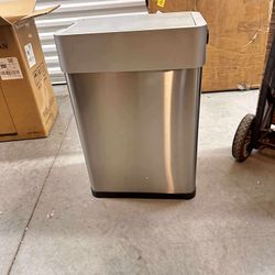 13 Gal. / 49 Liter Stainless Steel Wings Sensor Lid S-16