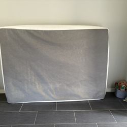 Like New Full Size Mattress