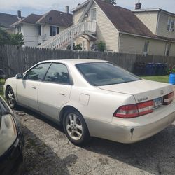 2000 Lexus ES 300
