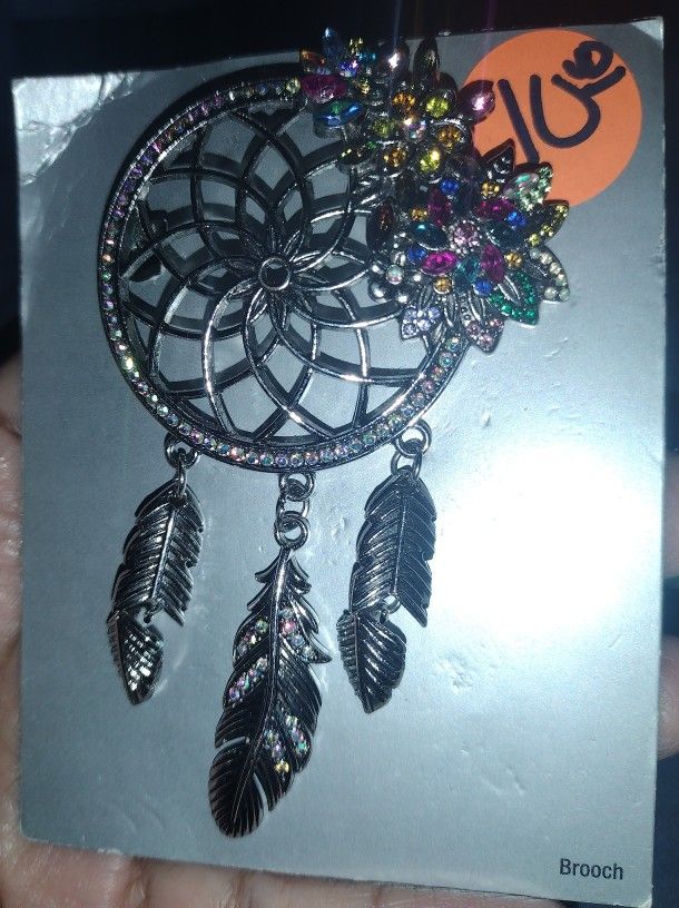 Brooch