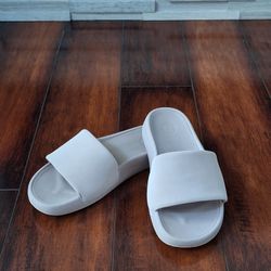 Lululemon Women's Ballet Pink Restfeel Slide Size 6 Slipper