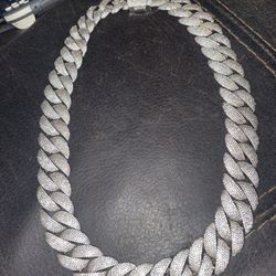 Iced Out Diamond Cuban 