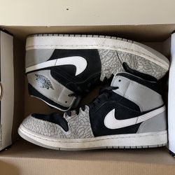 Nike Air Jordan 1 Mid SE Elephant Toe