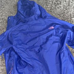 Woman’s Size M Northface Raincoat 