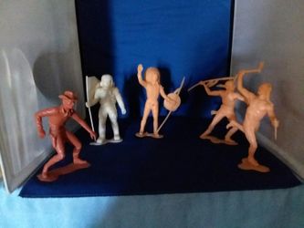Vintage Marx figures