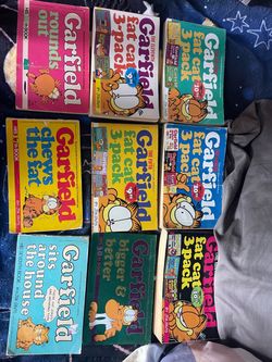 9 Garfield comic books