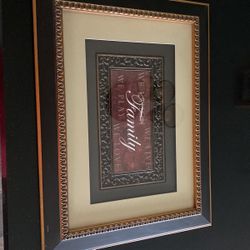Family Deco Glass Covered In Frame 