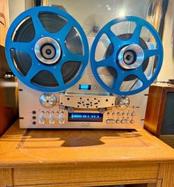 Pioneer RT-909 open reel tape recorder