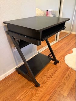 Mini Computer Desk – Modern Work Table