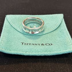 TIFFANY & CO Ring