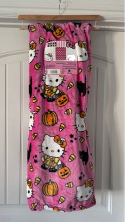 New Hello Kitty Halloween Blanket
