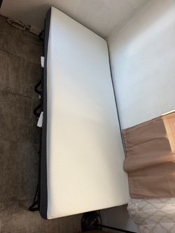 Rollaway single bed with mattress