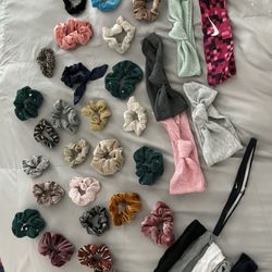 Scrunchies & Headbands Gift Set