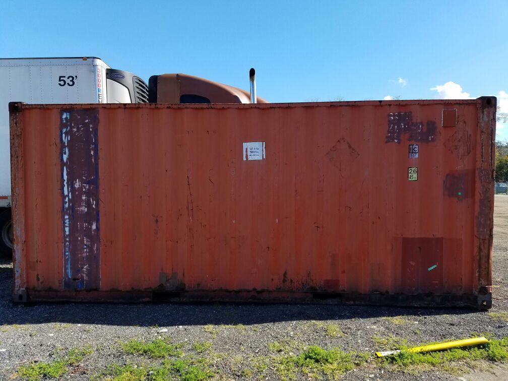 28 feet storage container does have some one bad spot in the ceiling but other than that minor needed $1200 OBO