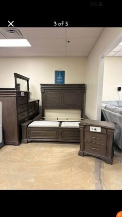 Your Christmas Awaits !!! 5pcs Bedroom sets for sale with free home delivery