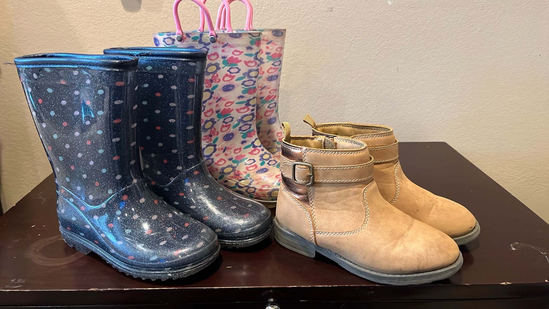 Girls Carters Rain Boots And Booties