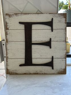 Farmhouse Letter “E” Home Decor