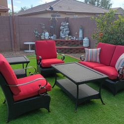 5 Piece WickerAnd Metal Patio Set