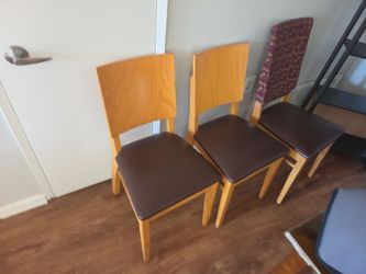 Moving sell. chairs set of 4. $40