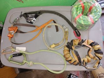 Arborist Climbing Gear And Helmet 