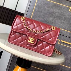Women's Crossbody Bags CHANEL Wallets
